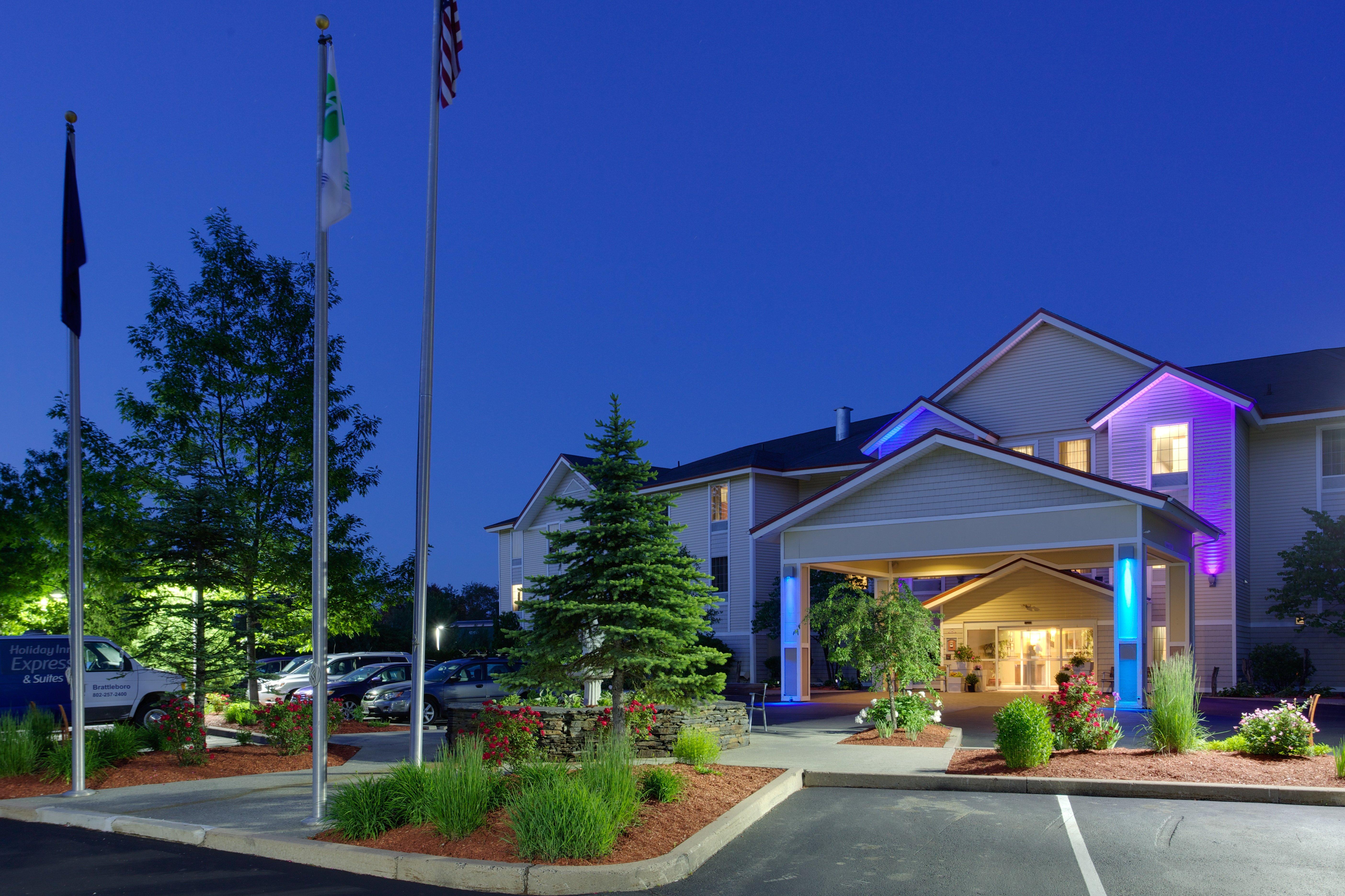 Holiday Inn Express Hotel & Suites Brattleboro By Ihg Kültér fotó