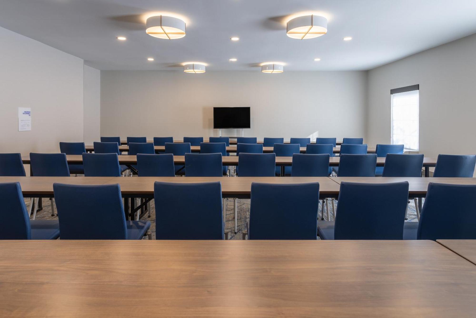 Holiday Inn Express Hotel & Suites Brattleboro By Ihg Kültér fotó