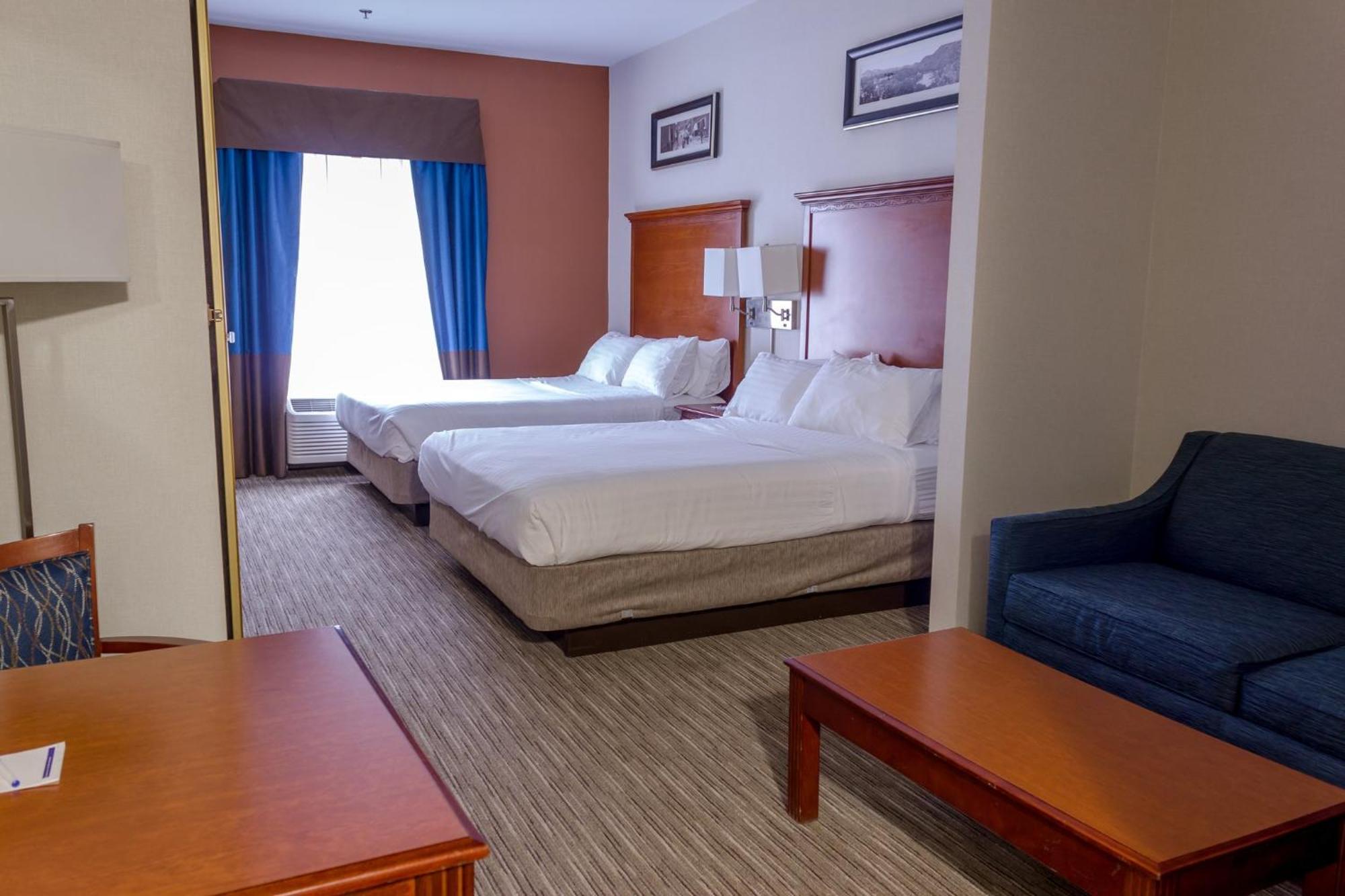 Holiday Inn Express Hotel & Suites Brattleboro By Ihg Kültér fotó